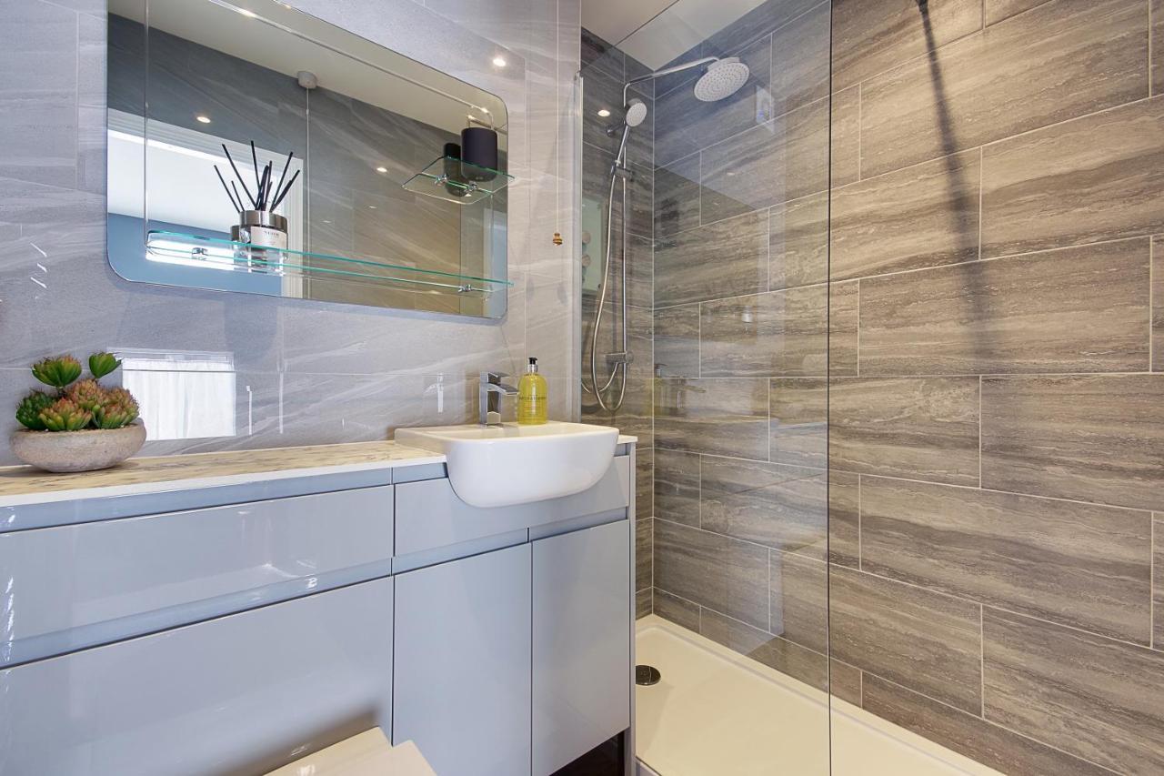 Villa 14 Oxford Mews - 5 Star Living For Up To 10 People Southampton Exterior foto
